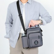 日本男士商务休闲轻便多层单肩包放水壶水杯，通勤上班斜跨小背包