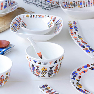蓝鱼创意骨瓷碗盘碟子餐具组合陶瓷饭碗菜盘汤盘平盘单品套装