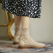 大码靴子女冬41-43平底短靴，黑色马丁靴铆钉，磨砂后系带弹力瘦瘦靴
