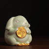 陶瓷创意可爱小兔子摆件兔年吉祥物，家居桌面装饰品招财生肖兔礼物
