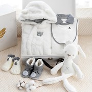 婴儿礼盒套装男女宝宝小熊套装木玩具有机全棉手提箱春季款礼物