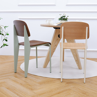 北欧设计师餐椅复古实木，椅子中古餐桌椅靠背椅，家用餐厅家居凳子