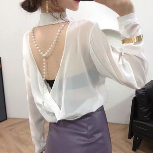 2023流行韩版雪纺防晒设计感小心机珍珠露背透视翻领镂空衬衫