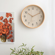 北欧简约木质创意挂钟客厅静音时尚钟表家用日式时钟挂墙钟饰