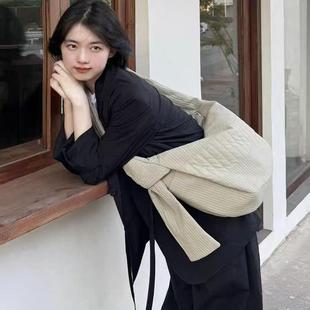 田曦薇同款大容量宽肩带斜挎包百搭通勤单肩饺子包云朵包自习包包