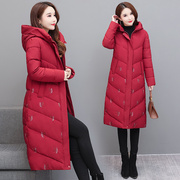 红色羽绒棉服女士2023年冬装修身轻薄外套，中长款时尚棉衣棉袄