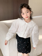 女童白色花边长袖衬衫2024春夏款，韩国儿童韩版翻领纯色娃娃衫上衣