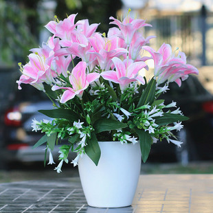 百合花仿真花套装餐桌客厅，装饰塑料花假花，摆设绢花束摆件花瓶插花
