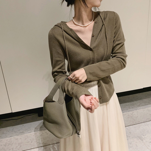 misslady自留韩国复古单排扣长袖通勤品质含羊毛带帽纯色针织开衫