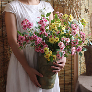 小蔷薇假花仿真花摆设简约时尚家居装饰客厅摆件绢花仿生花塑料花