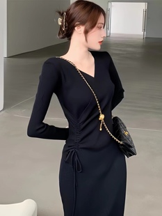 2023秋季女装法式设计感系带气质长裙针织女裙高腰显瘦连衣裙