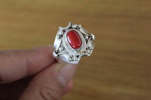 西藏尼泊尔进口饰品复古手工，18款藏族s925银，纯银珊瑚戒指环女