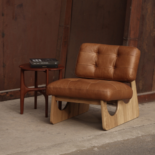 北欧侘寂vintage表情布艺，软包进口油蜡真皮，橡木休闲单人沙发椅