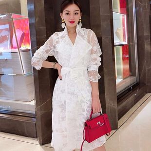 2022春秋韩版名媛风衣女白色，蕾丝薄款中长款小香风外套两件套
