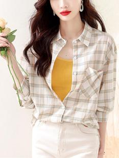 流行杏色长袖格子衬衫女秋季棉布薄款上衣，宽松休闲开衫衬衣