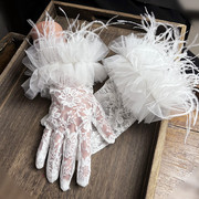 新娘婚纱短款手套蕾丝，羽毛短款影楼写真，拍照造型配饰结婚手套