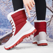冬季中筒靴子防滑大码雪地靴女加绒保暖短靴舒适平底户外棉鞋