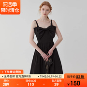 范洛2024夏季法式复古收腰吊带连衣裙，女大蝴蝶结设计小黑裙子