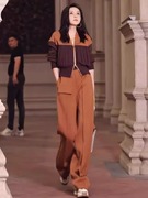 欧货大牌休闲运动套装女秋季时尚洋气高级感设计感港风卫衣两件套
