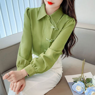 新中式国风盘扣磨毛衬衫，女秋冬季复古翻领绿色衬衣，设计感长袖上衣