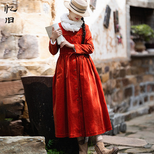 忆旧漂鸟集裙摆式，灯芯绒风衣外套，女2023红色连衣裙秋冬季