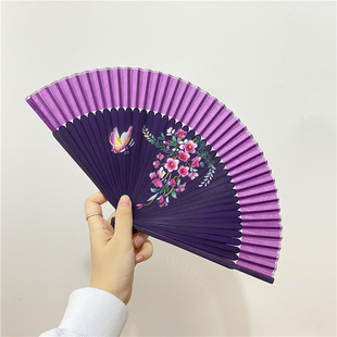 中国风日式精美女士喷绘折扇工艺真丝扇子，夏季绢扇舞蹈演出折叠扇