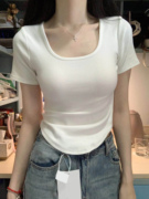 正肩白色短袖t恤女夏季甜辣妹，修身显瘦胖mm大码短款紧身上衣