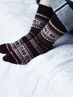 beeff男女“羔羊毛”紫色费尔岛民族长袜，保暖厚实圣诞礼物靴袜