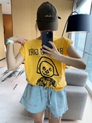 智研 韩国夏季纯棉亮黄色涂鸦邪恶小女孩小垫肩无袖露背设计t恤