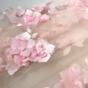 彩色3d立体网纱大花朵，粉色刺绣蕾丝面料服装连衣裙童装布料