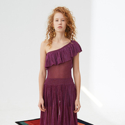 原创设计loudenannan春夏，紫色亮丝单肩抹胸波褶针织连衣裙
