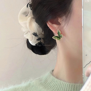 韩国绿色蝴蝶珍珠耳钉女小众设计高级纯银耳饰2024年耳环