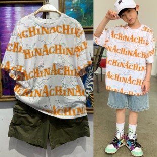 夏季男童字母印花橙色，圆领短袖t恤159元