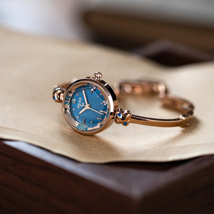 聚利时julius贝母表盘，小巧手链表精致女表ol时尚切面潮流石英手表