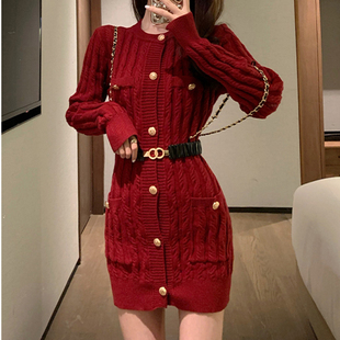 红色毛衣秋冬季小香风打底长袖气质收腰修身麻花中长款针织连衣裙