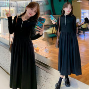 韩版孕妇装秋季黑色显瘦拉链休闲简约连衣裙时尚宽松百搭长裙