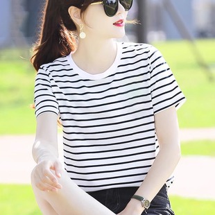 黑白条纹短袖t恤女2024夏季横条圆领，百搭宽松显瘦气质上衣潮