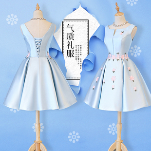 天蓝色小礼服2024冬季晚礼服，显瘦短款连衣裙，优雅宴会女伴娘服