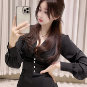 2021韩国东大门女装新修身显瘦收腰雪纺衫短款性感深V领长袖衬衫