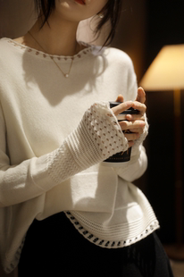 羊毛衫女秋冬高级感白色优雅圆领宽松套头镂空针织打底衫短款毛衣