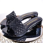 Roberta诺贝达女鞋夏款镂空舒适时尚露趾粗跟水钻凉拖鞋RM77612