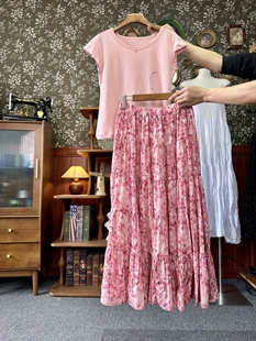 温柔风浪漫半身裙+粉色T恤