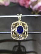 18k皇家蓝蓝宝石钻石吊坠，款式精致复古风格，蓝宝石干净玻璃体
