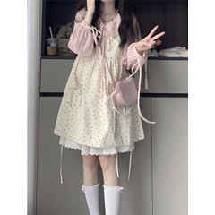 森系小清新奶黄背带裙叠穿粉衬衫