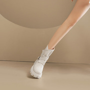 真皮~骄屿白色马丁靴女2023小众厚底，粗跟法式复古小个子短靴