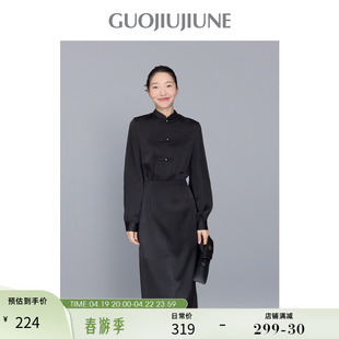 郭九九(郭九九)呢新中式国风立领盘扣气质，假两件衬衫连衣裙黑色显瘦长裙