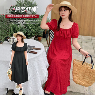 伊诺大码女装法式复古方领连衣裙2024夏季红色订婚长裙140158
