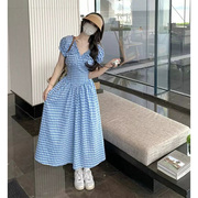 法式设计感小众V领蓝色格子连衣裙女夏季短袖裙假日度假气质