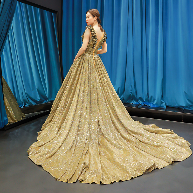 Retro golden Sequins full dress banquet activity perform Pompous skirt 2019 new pattern Luxurious Shoulders bride full dressin the Women's clothing/Boutique , Wedding/Cheongsam/Formal dress , Formal dress/Evening category - from Buy2taobao.com to provide professional Taobao agent buy service