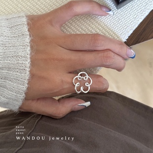 wandou925纯银线条镂空花朵戒指女小众设计时尚氛围感食指戒潮